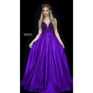 Purple Vienna Size 0 Train dress
